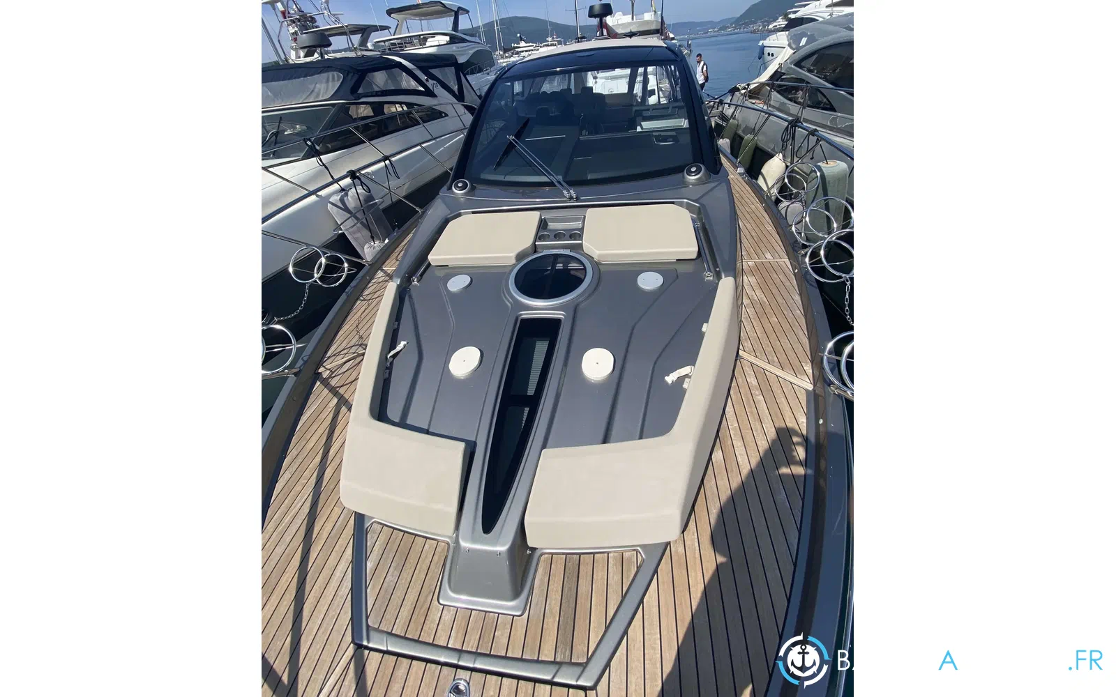 slider 5 Cranchi M 44 Hard Top