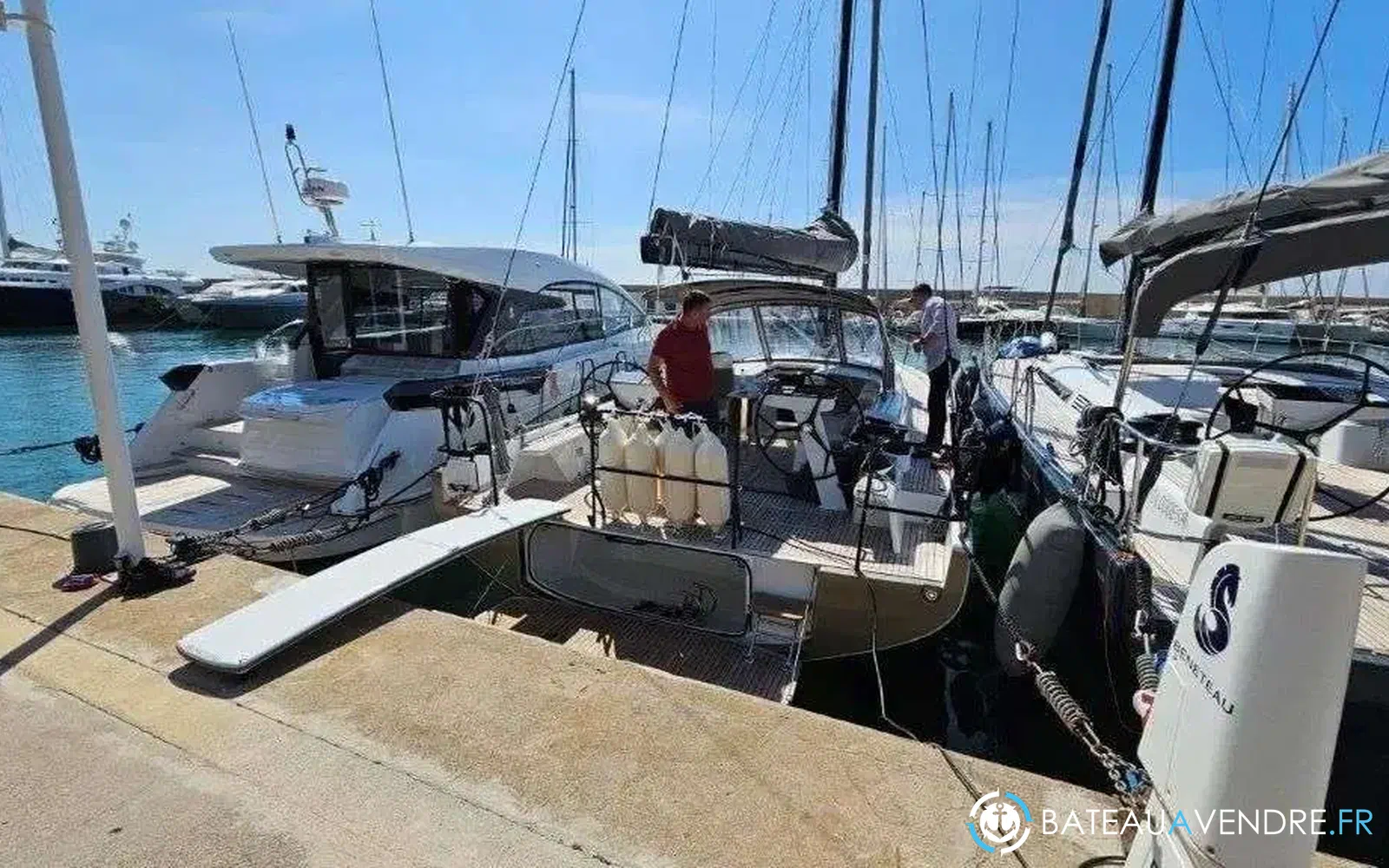 slider 1 Beneteau First 44