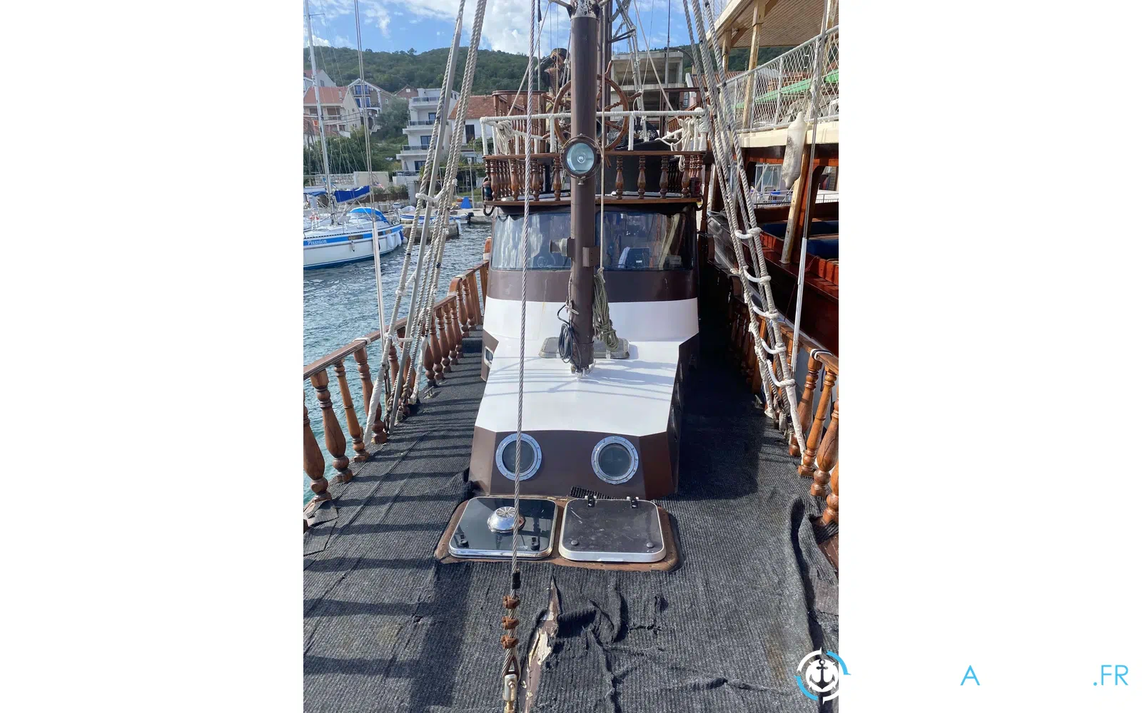 slider 18 Custom Gulet