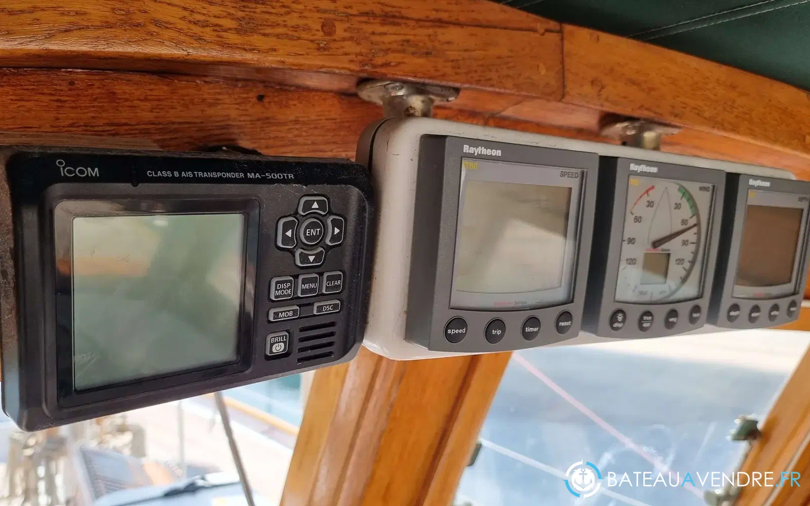 slider 51 Vagabond 47