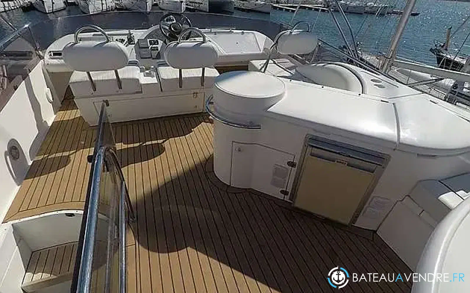 slider 25 Fairline Phantom 50