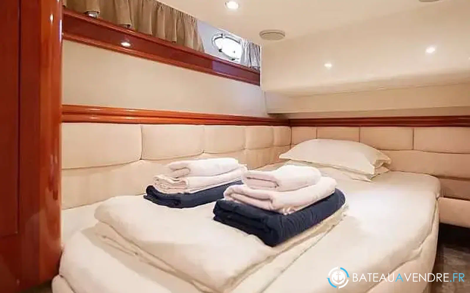 slider 34 Fairline Phantom 50