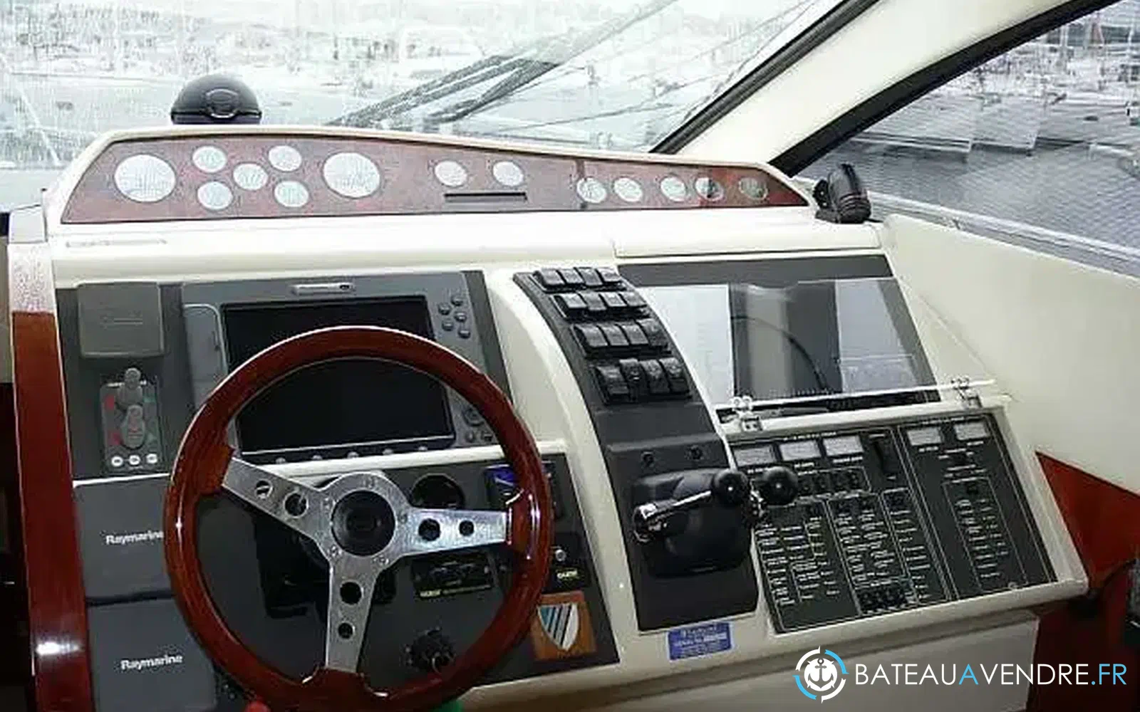 slider 42 Fairline Phantom 50