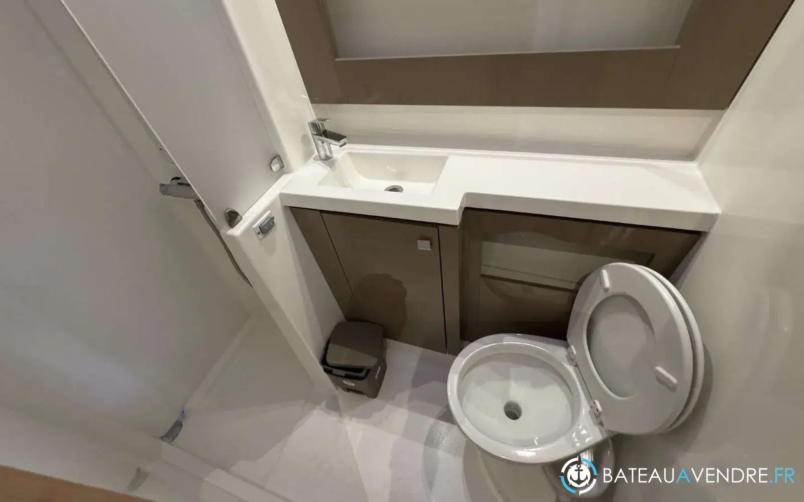 slider 14 Fountaine Pajot Saba 50