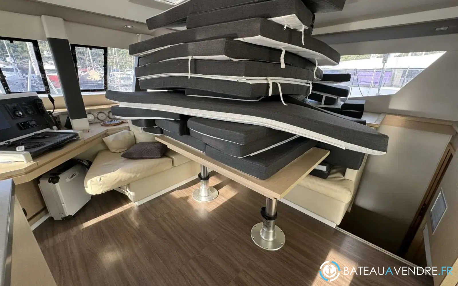 slider 15 Fountaine Pajot Saba 50