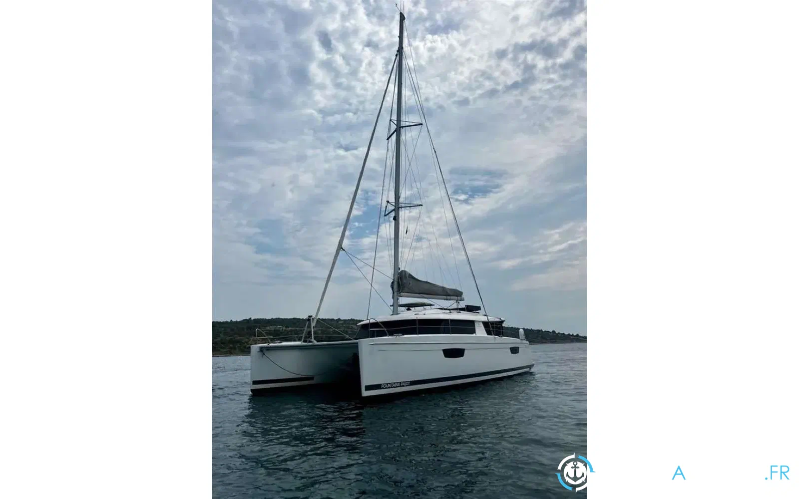 slider 1 Fountaine Pajot Saba 50