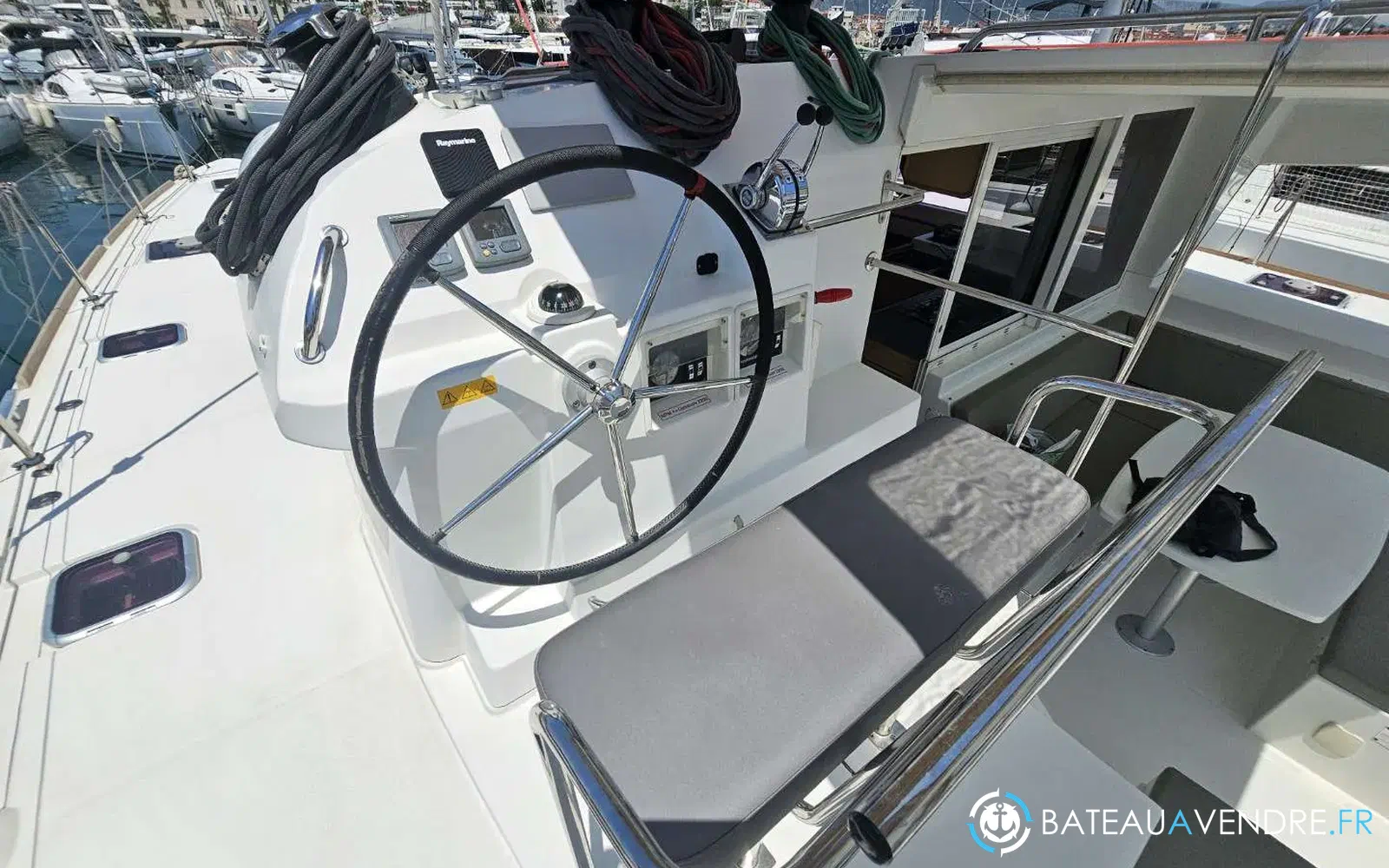 slider 42 Lagoon 400