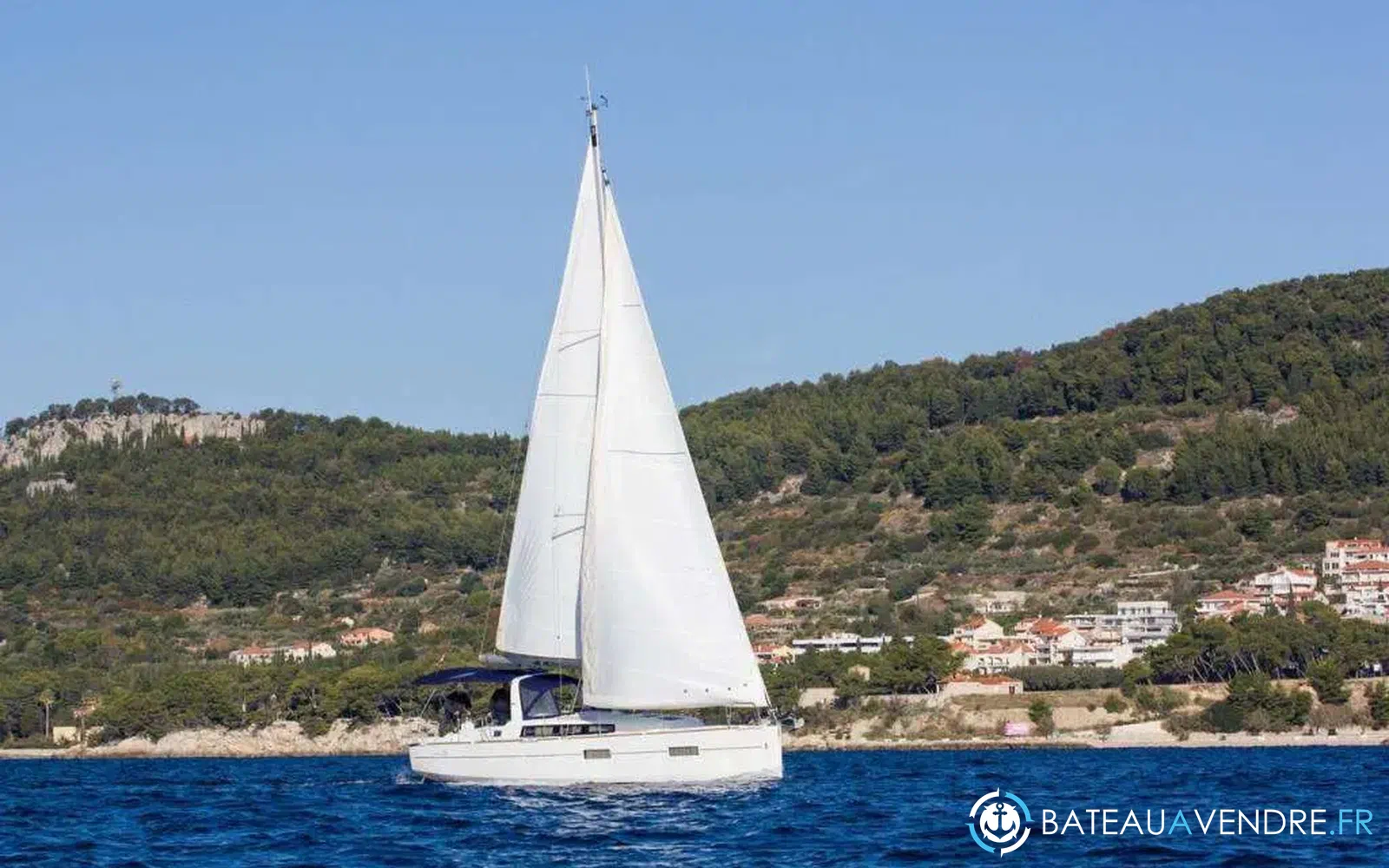slider 1 Beneteau Oceanis 38