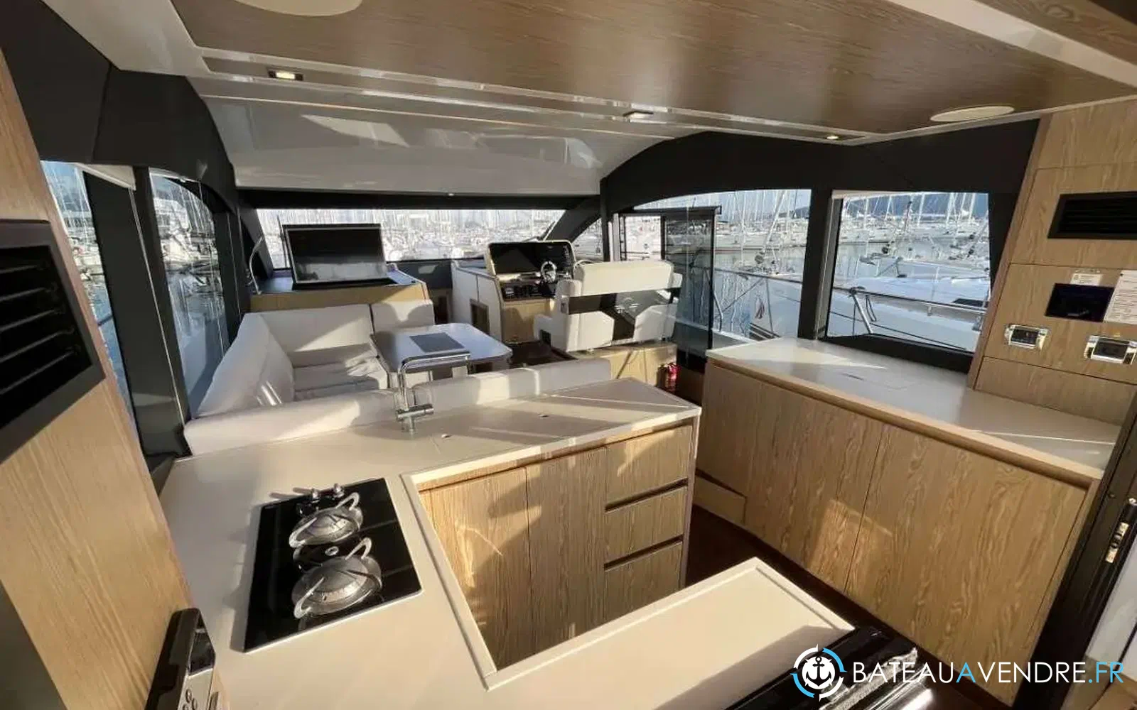 slider 11 Sealine F430