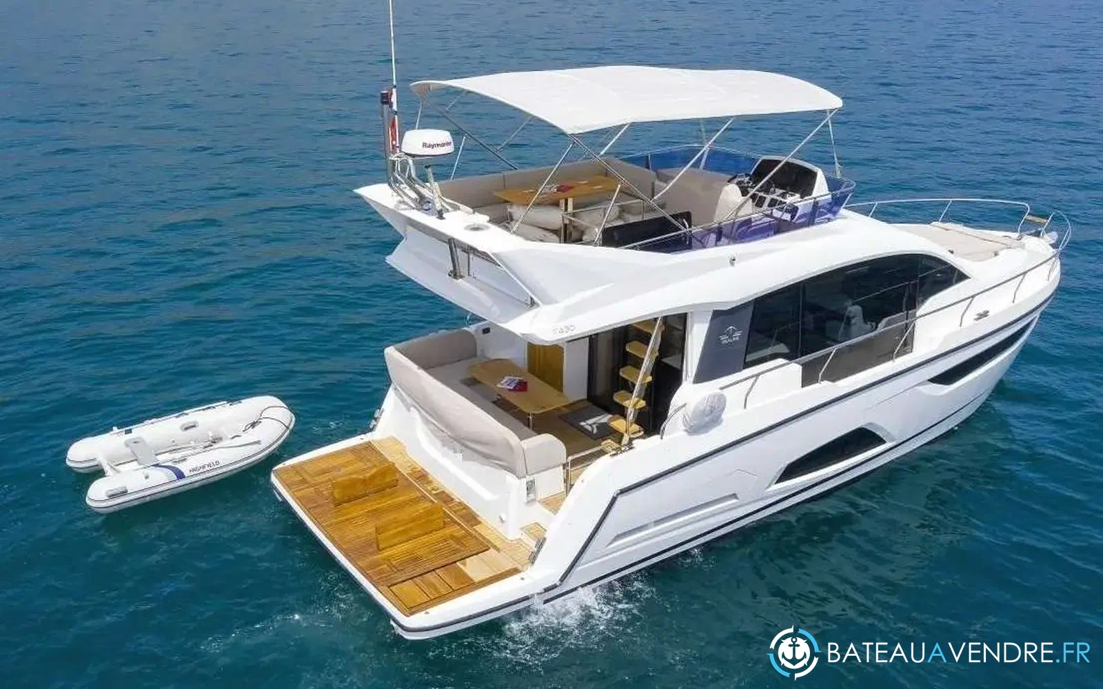 slider 12 Sealine F430