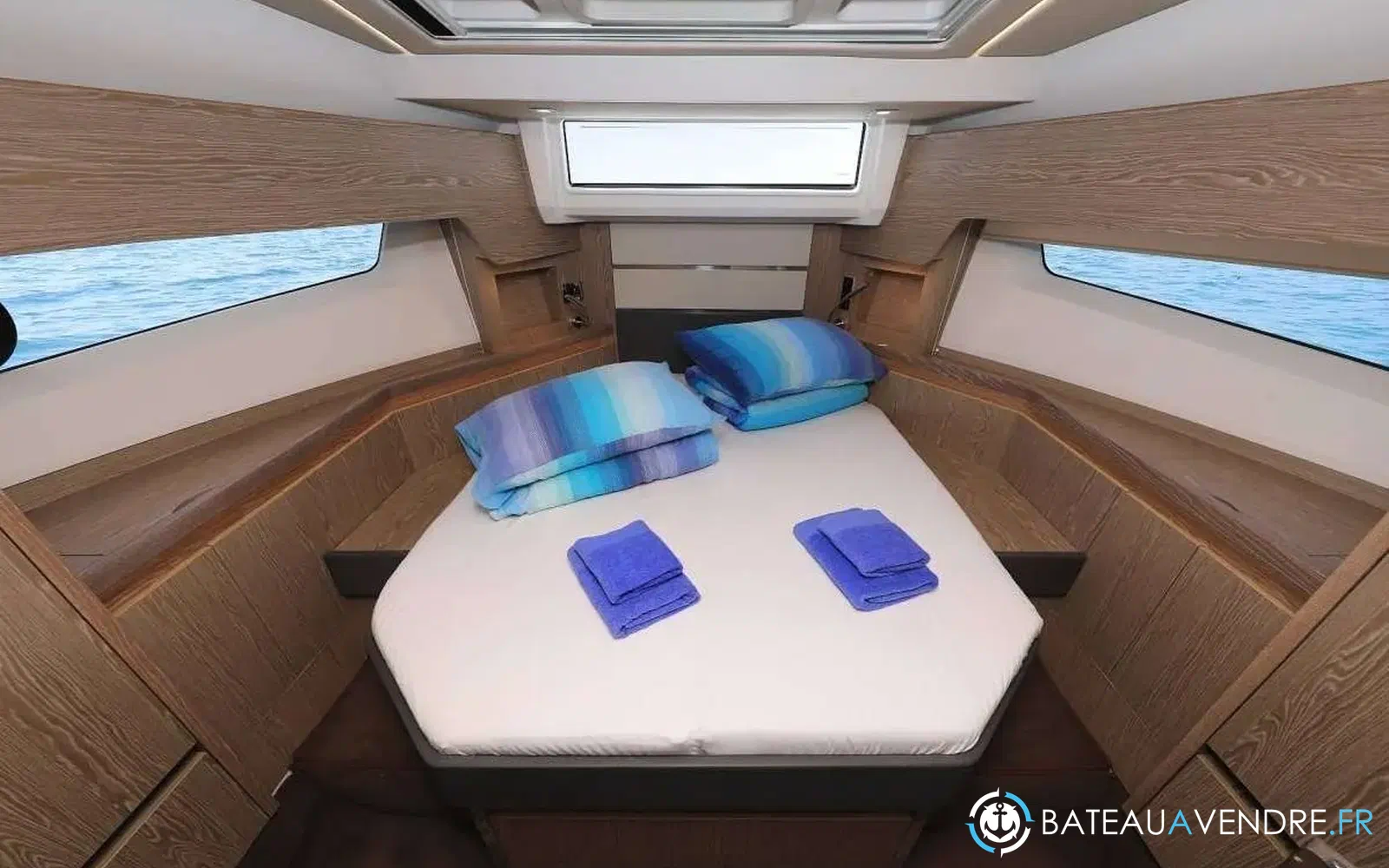slider 15 Sealine F430
