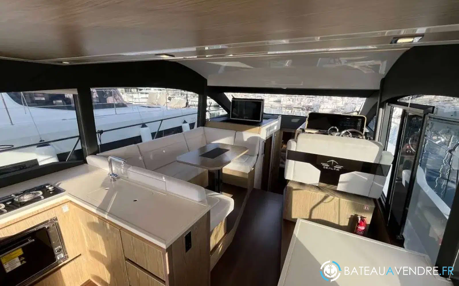 slider 22 Sealine F430