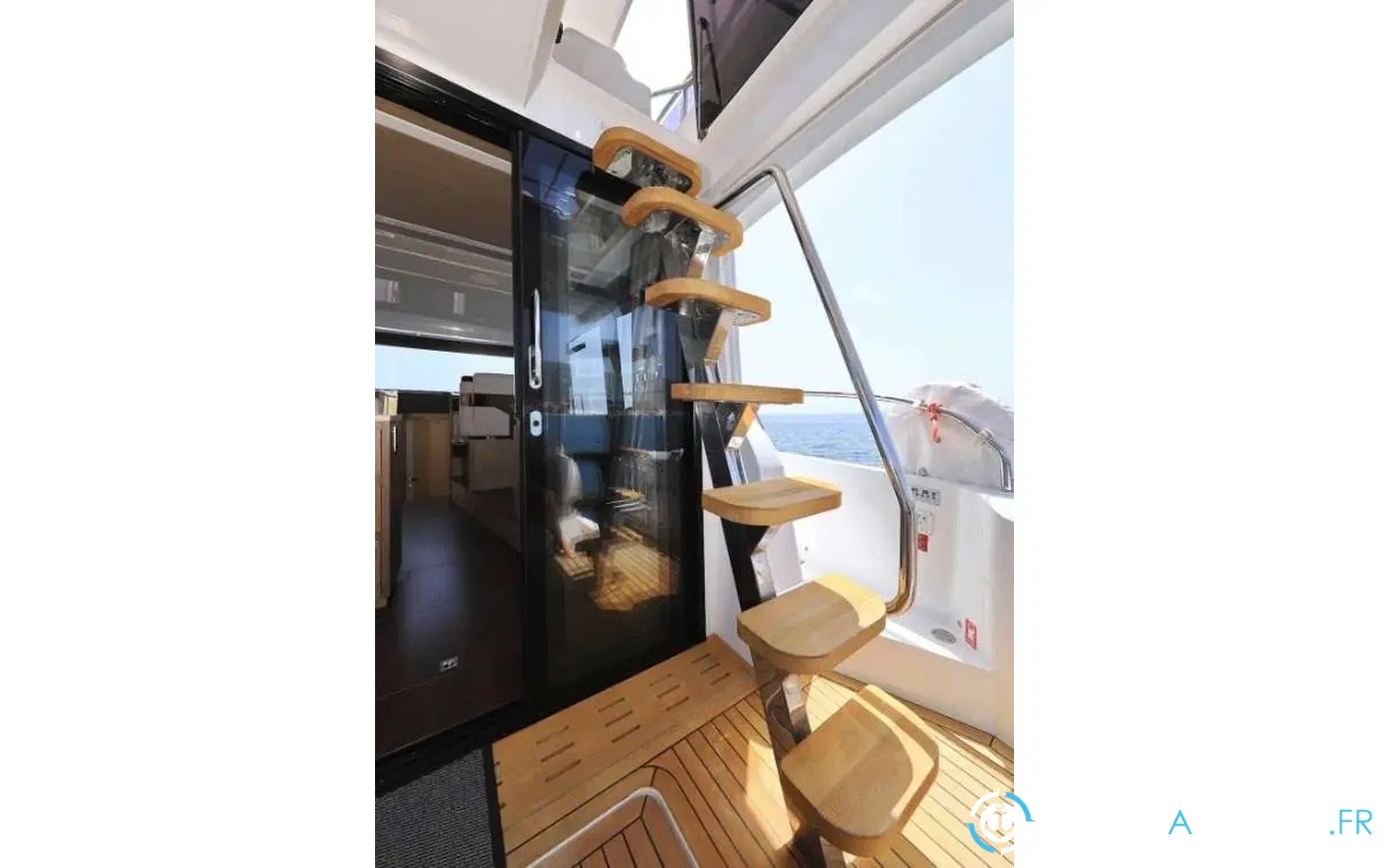 slider 24 Sealine F430