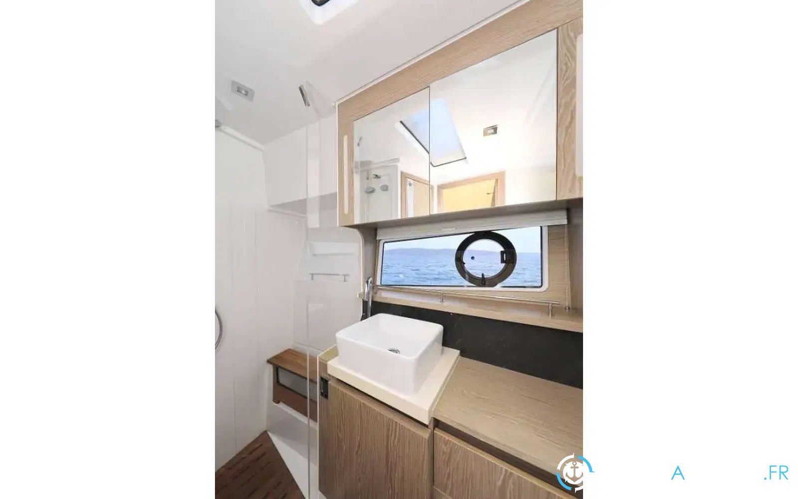 slider 5 Sealine F430
