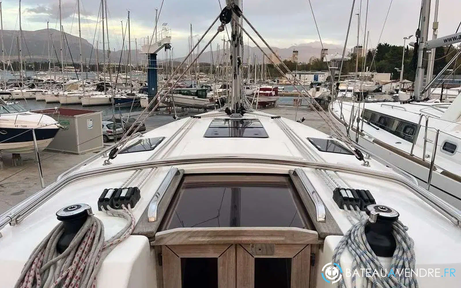 slider 1 Bavaria 37 Cruiser