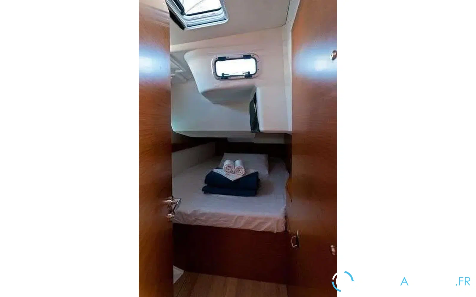 slider 6 Jeanneau Sun Odyssey 469