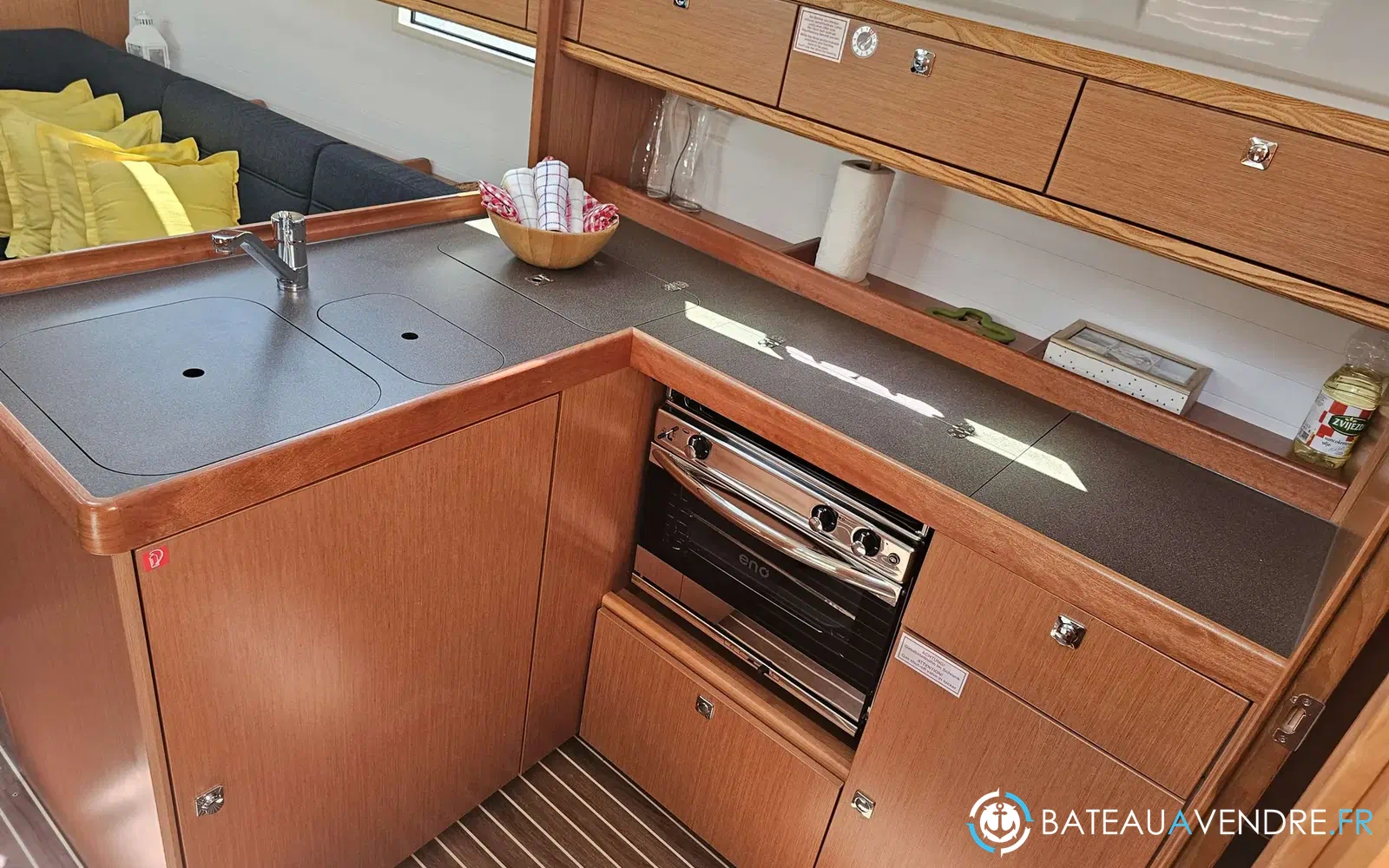slider 16 Bavaria 37 Cruiser