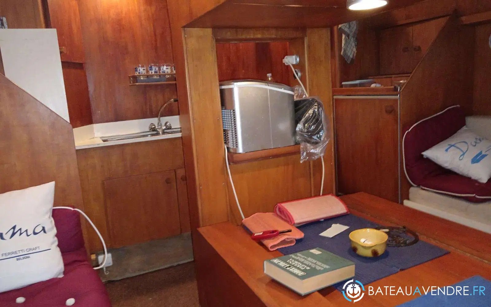 slider 10 Ferretti Altura 424