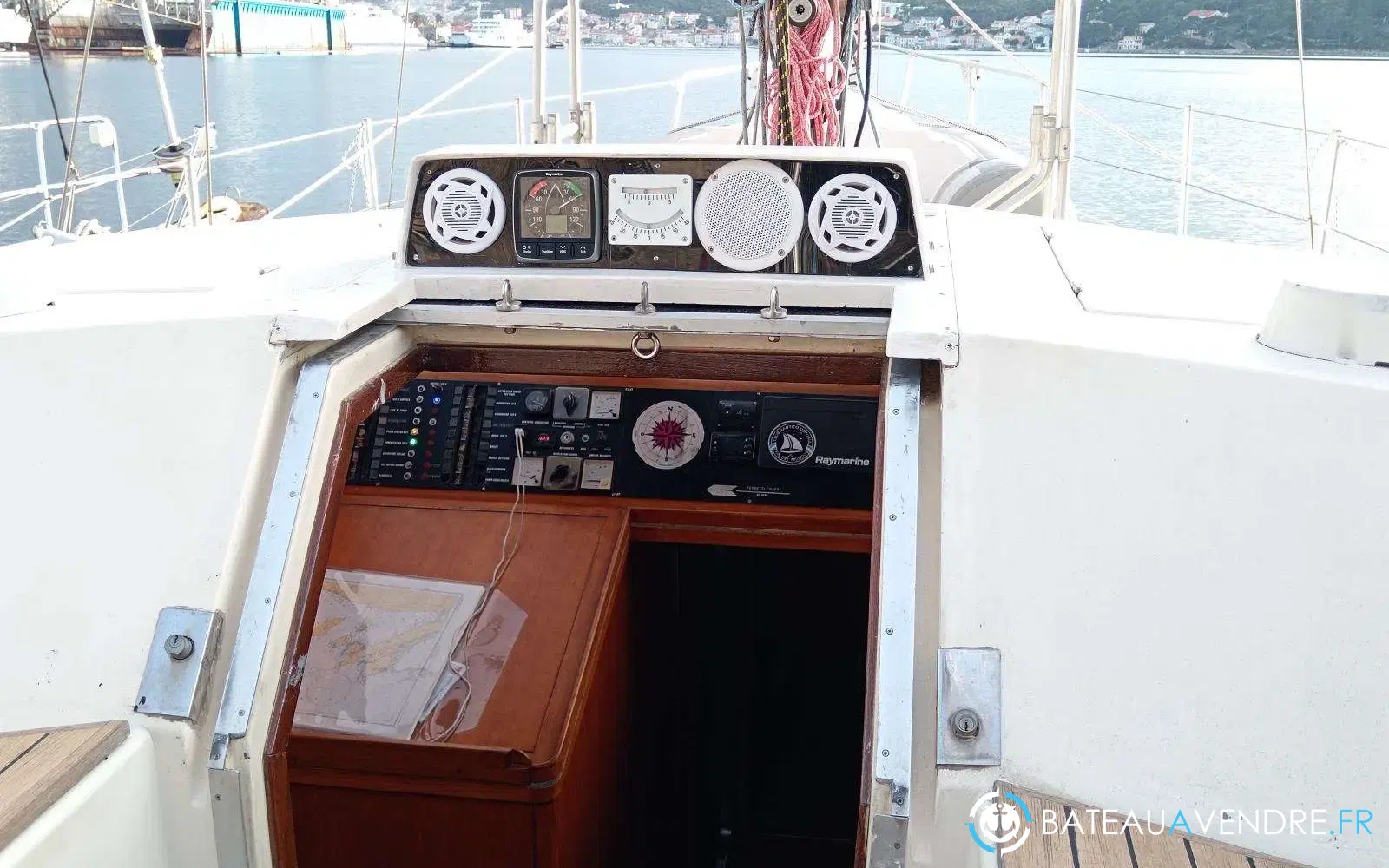 slider 6 Ferretti Altura 424