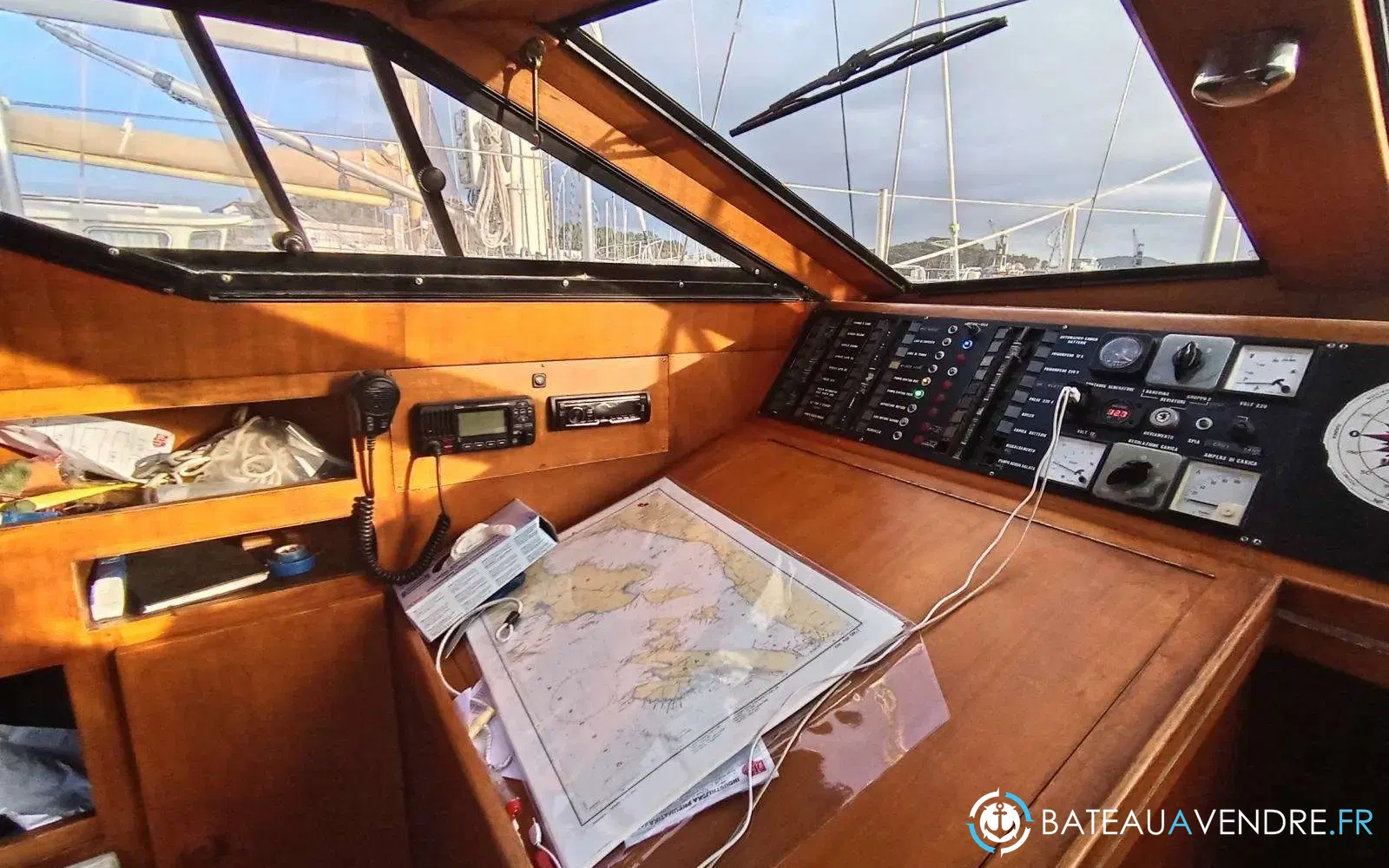 slider 8 Ferretti Altura 424
