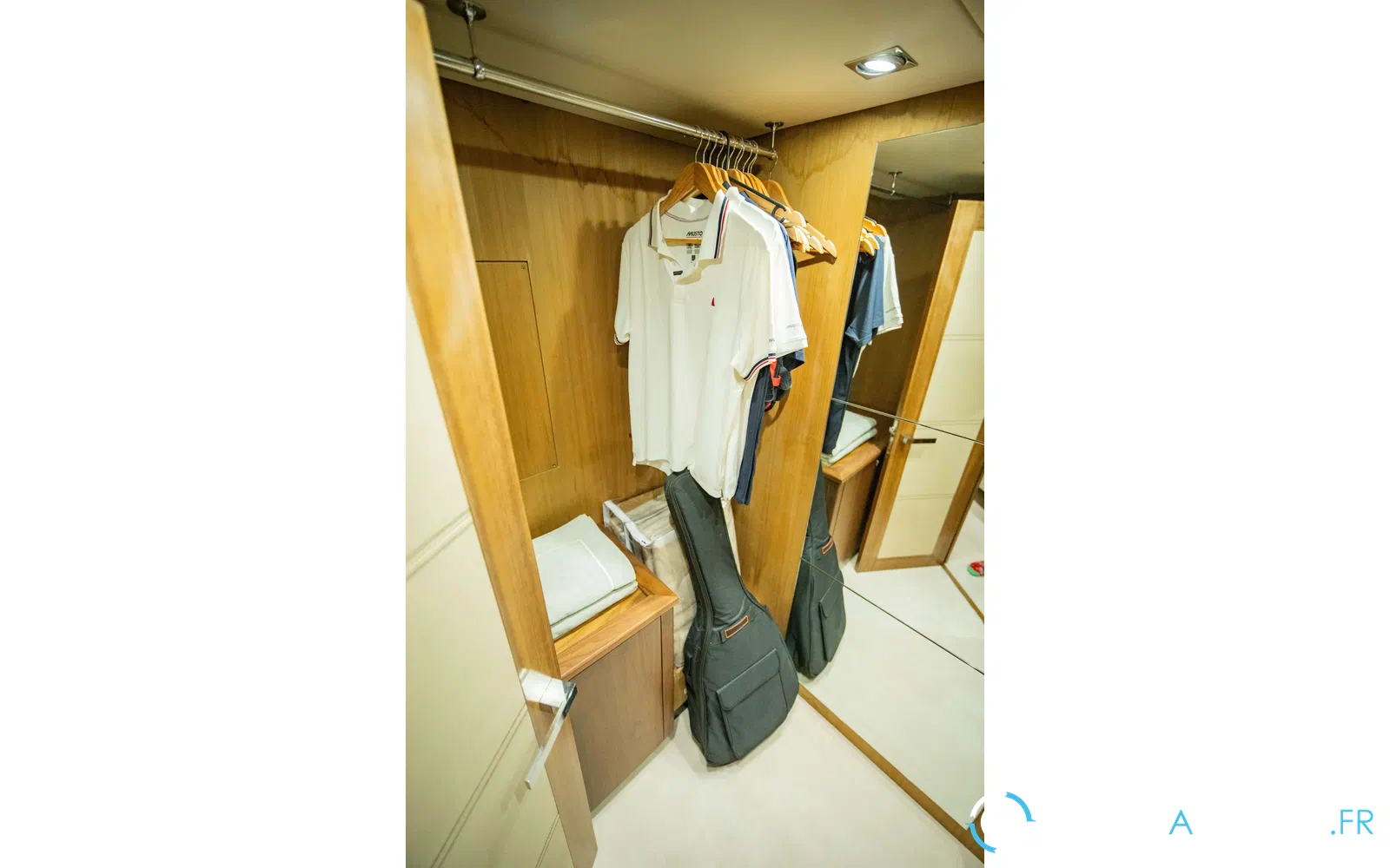 slider 14 Sunseeker Predator 92