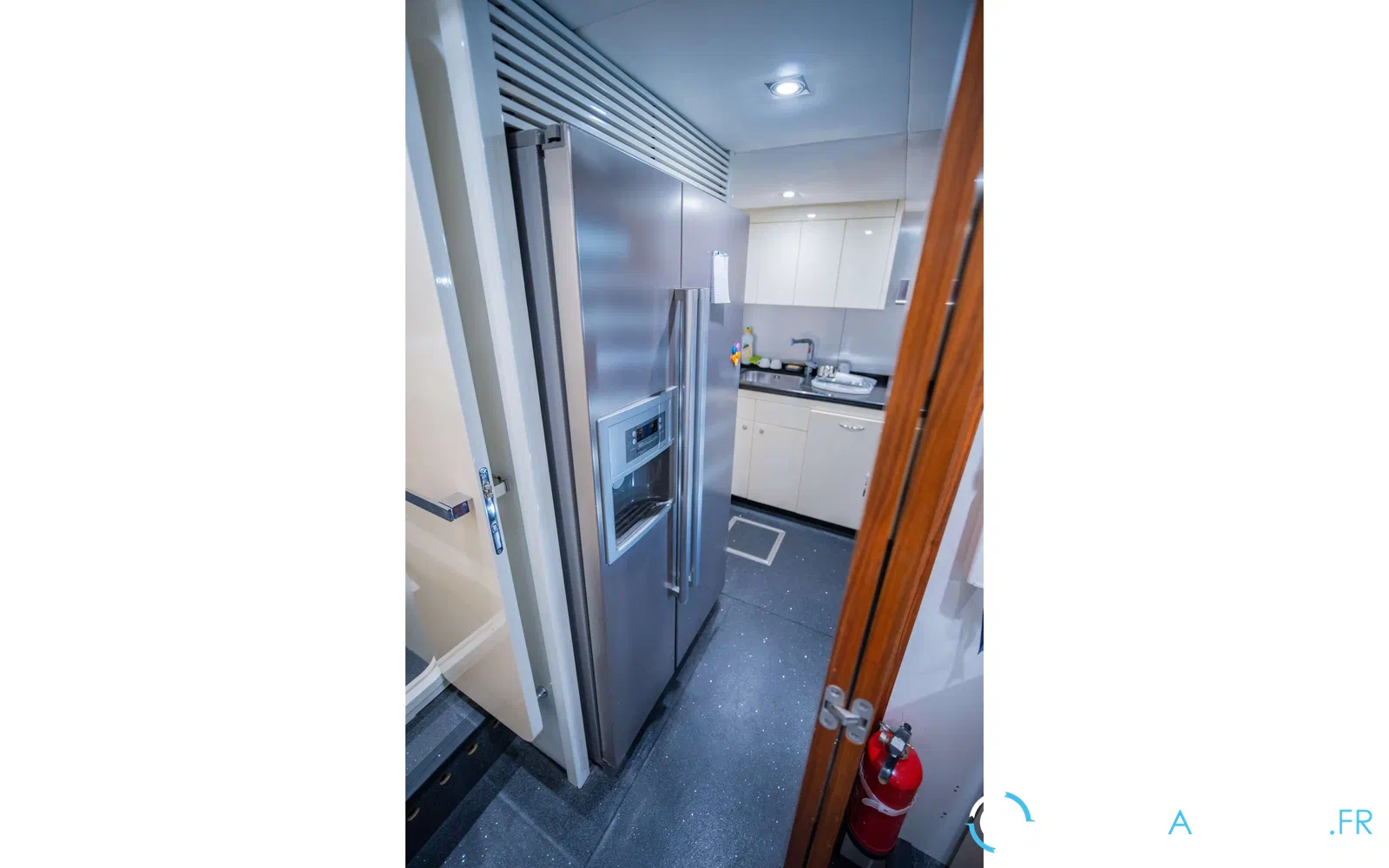 slider 28 Sunseeker Predator 92