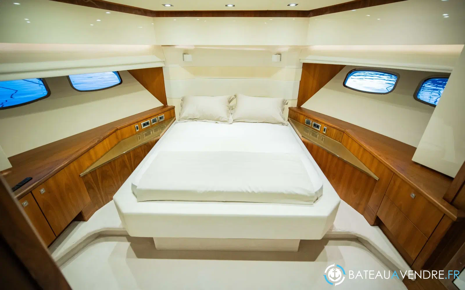 slider 31 Sunseeker Predator 92