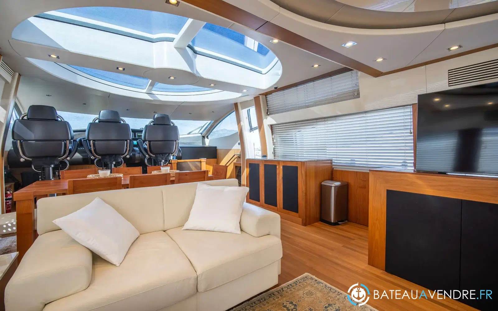 slider 35 Sunseeker Predator 92