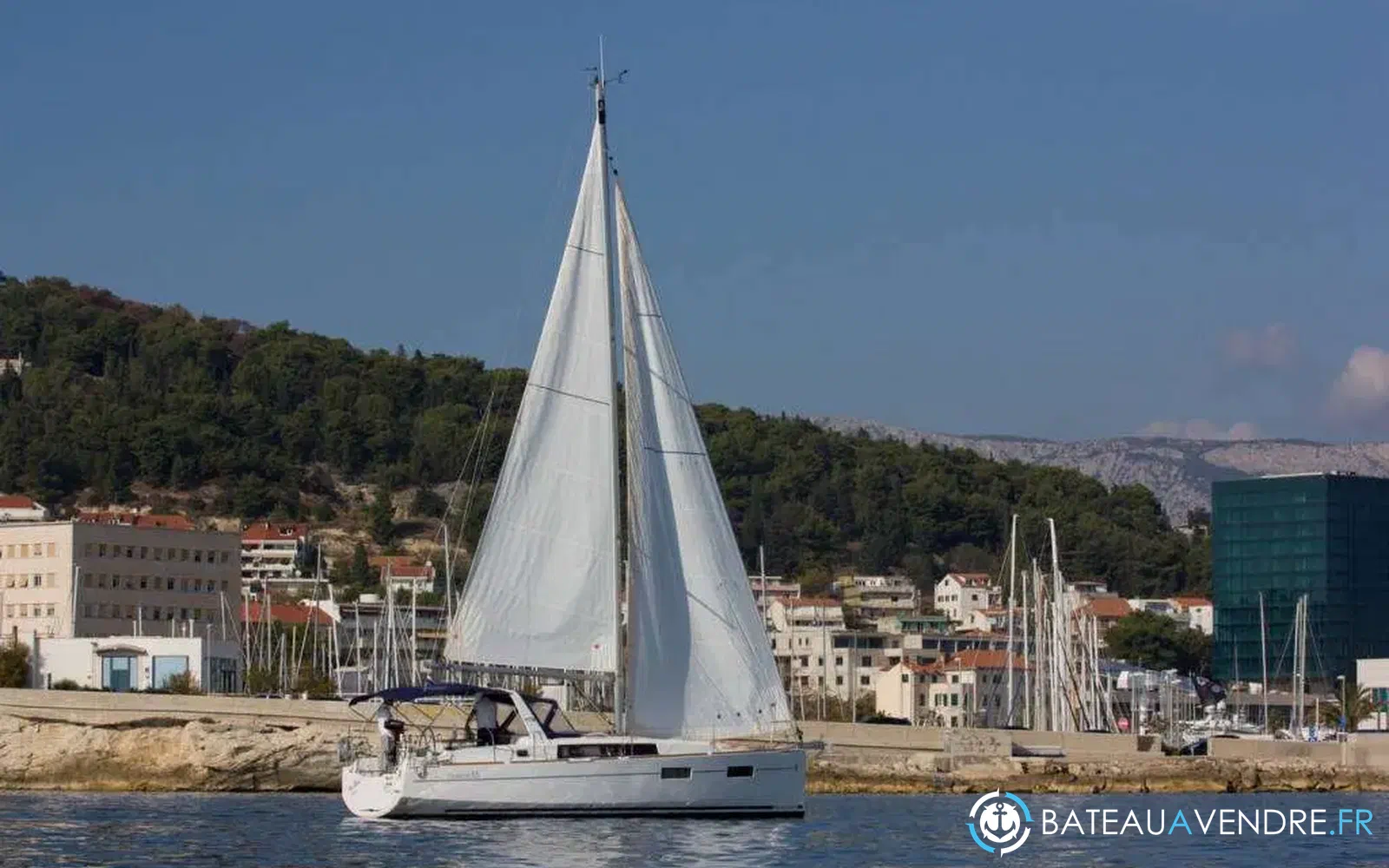 slider 9 Beneteau Oceanis 35