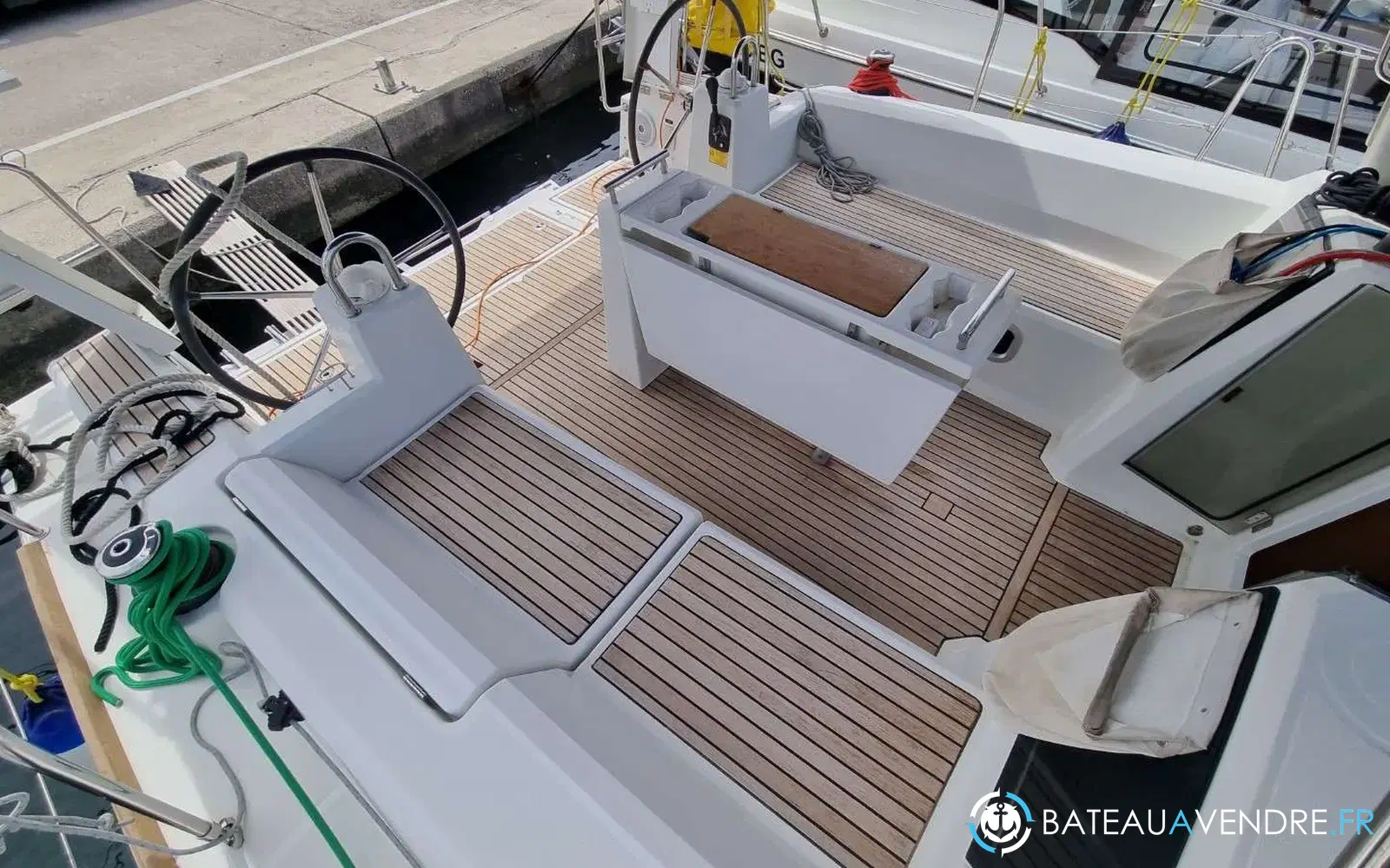 slider 10 Beneteau Oceanis 38.1