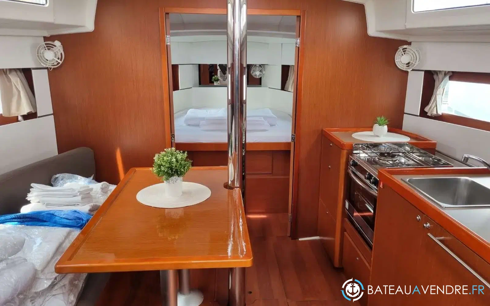 slider 16 Beneteau Oceanis 38.1