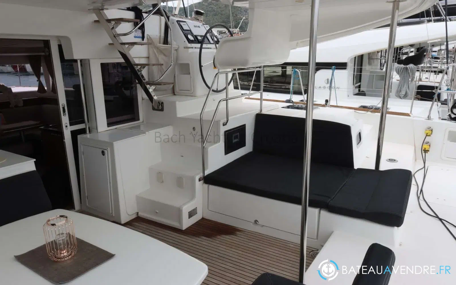 slider 9 Lagoon 450 Sport Top