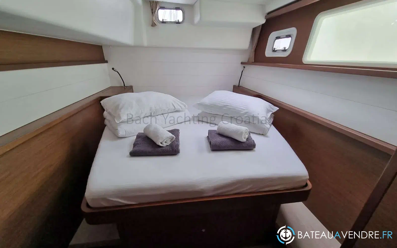 slider 15 Lagoon 450 Sport Top