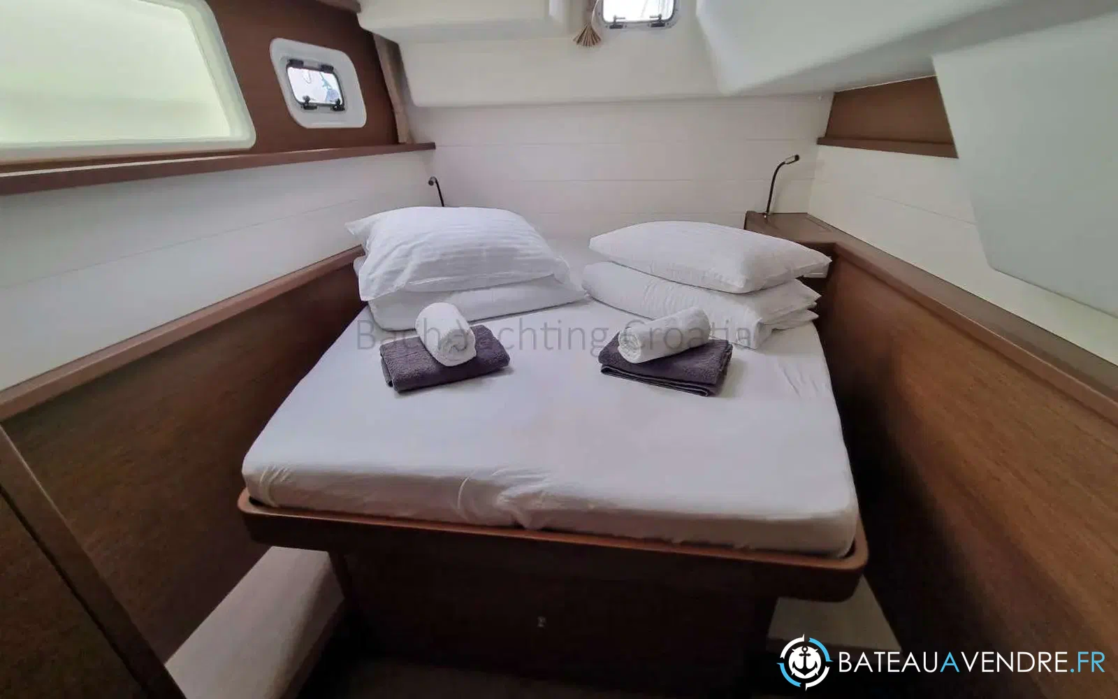 slider 37 Lagoon 450 Sport Top