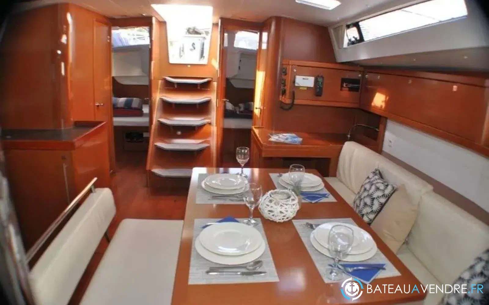 slider 8 Beneteau Oceanis 48