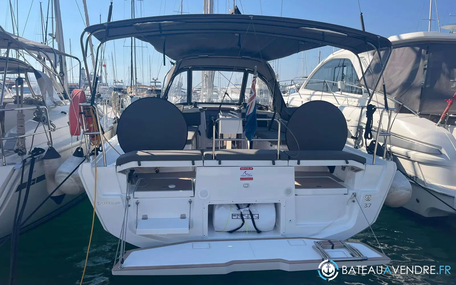 slider 0 Dufour Gib Sea 37