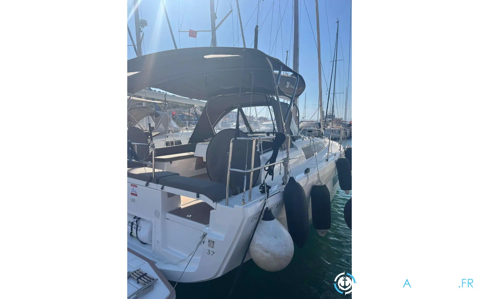 slider 6 Dufour Gib Sea 37