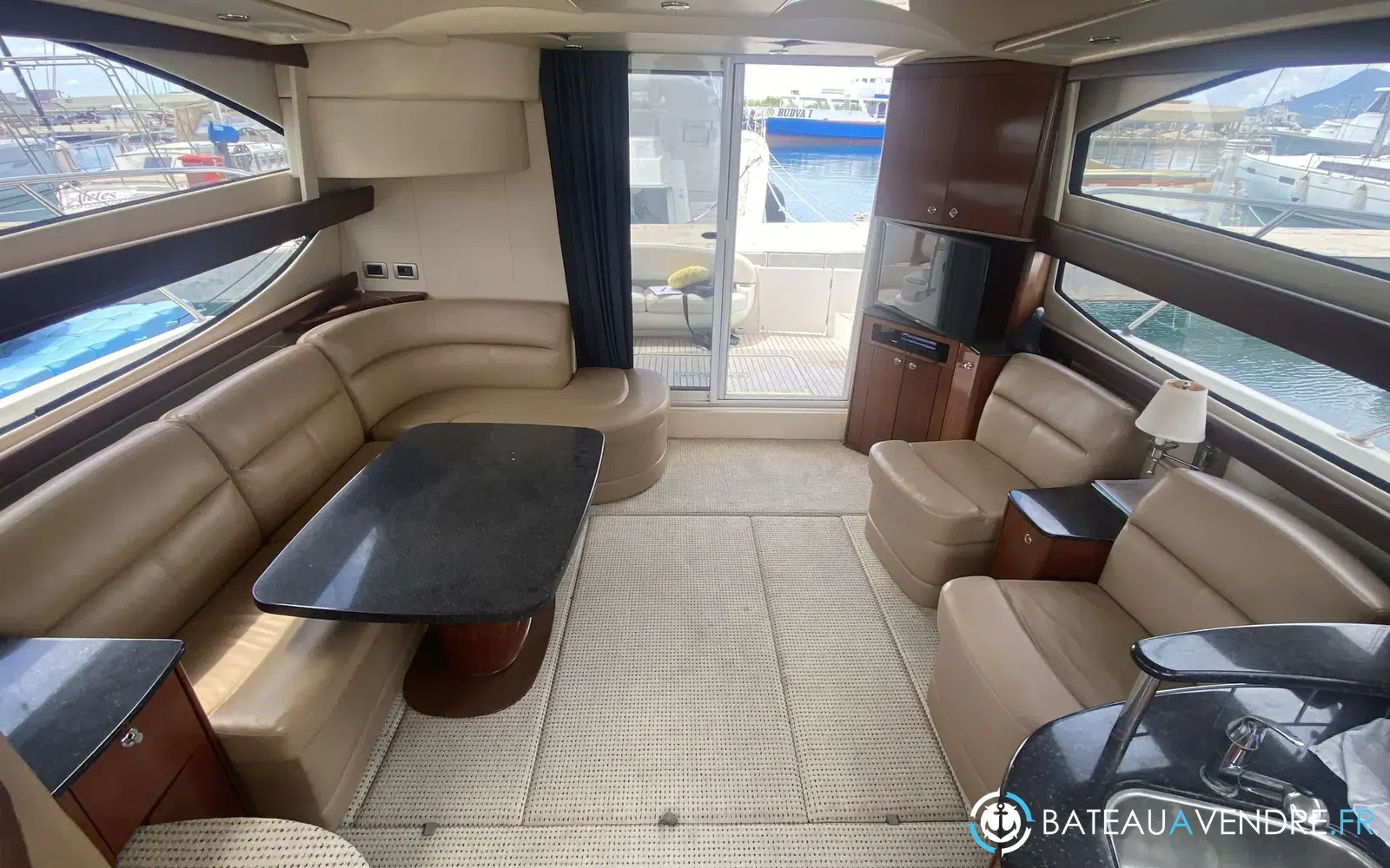 slider 17 Meridian Yacht Sedan 391