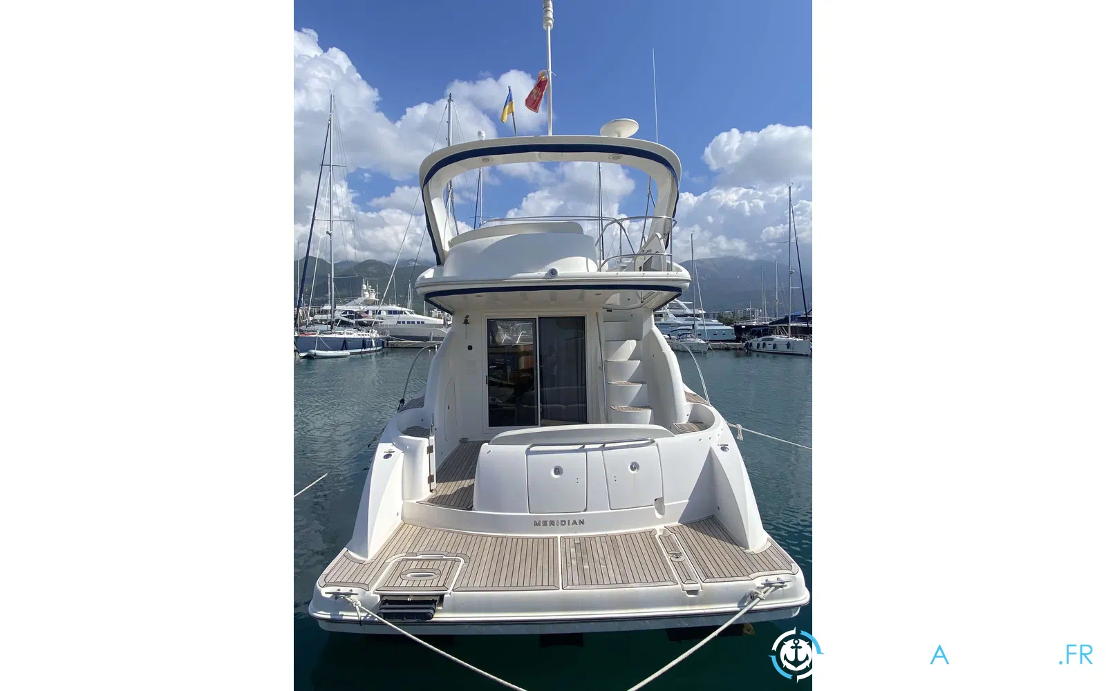 slider 3 Meridian Yacht Sedan 391