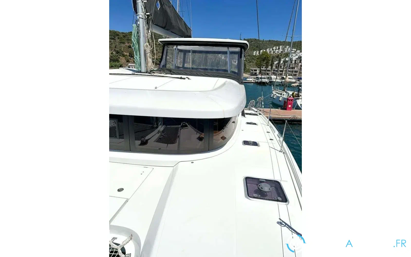 slider 2 Lagoon 42