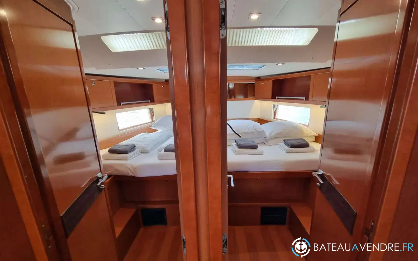 slider 16 Beneteau Oceanis 55
