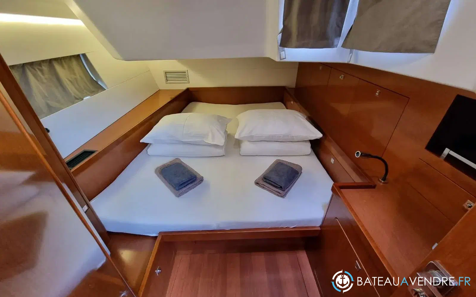 slider 19 Beneteau Oceanis 55