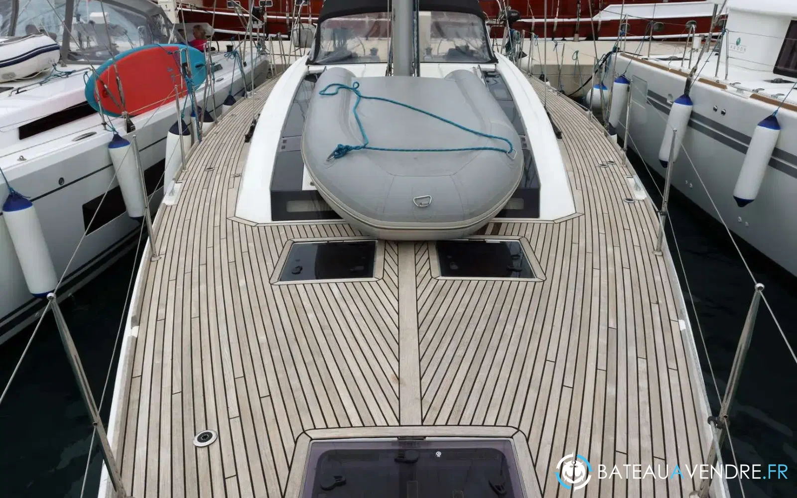 slider 8 Beneteau Oceanis 55