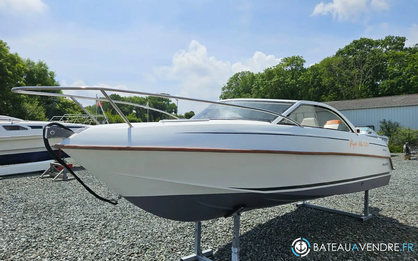 slider 2 Beneteau Flyer Viva 5.80