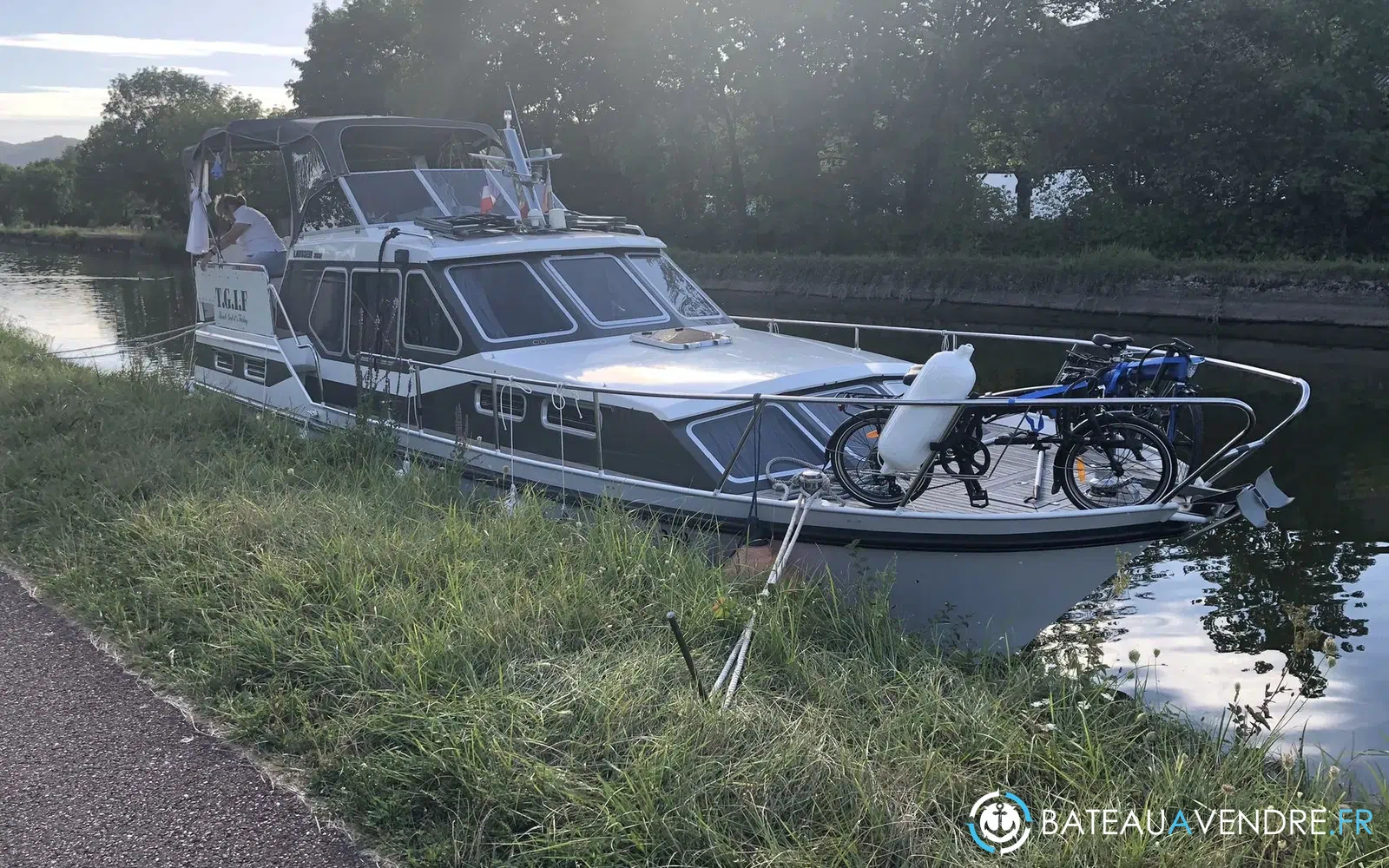 slider 1 Linssen 37 SE