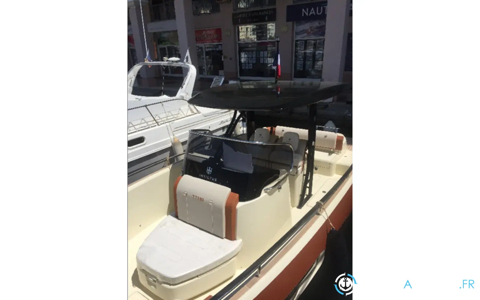 slider 6 Invictus 280 TT