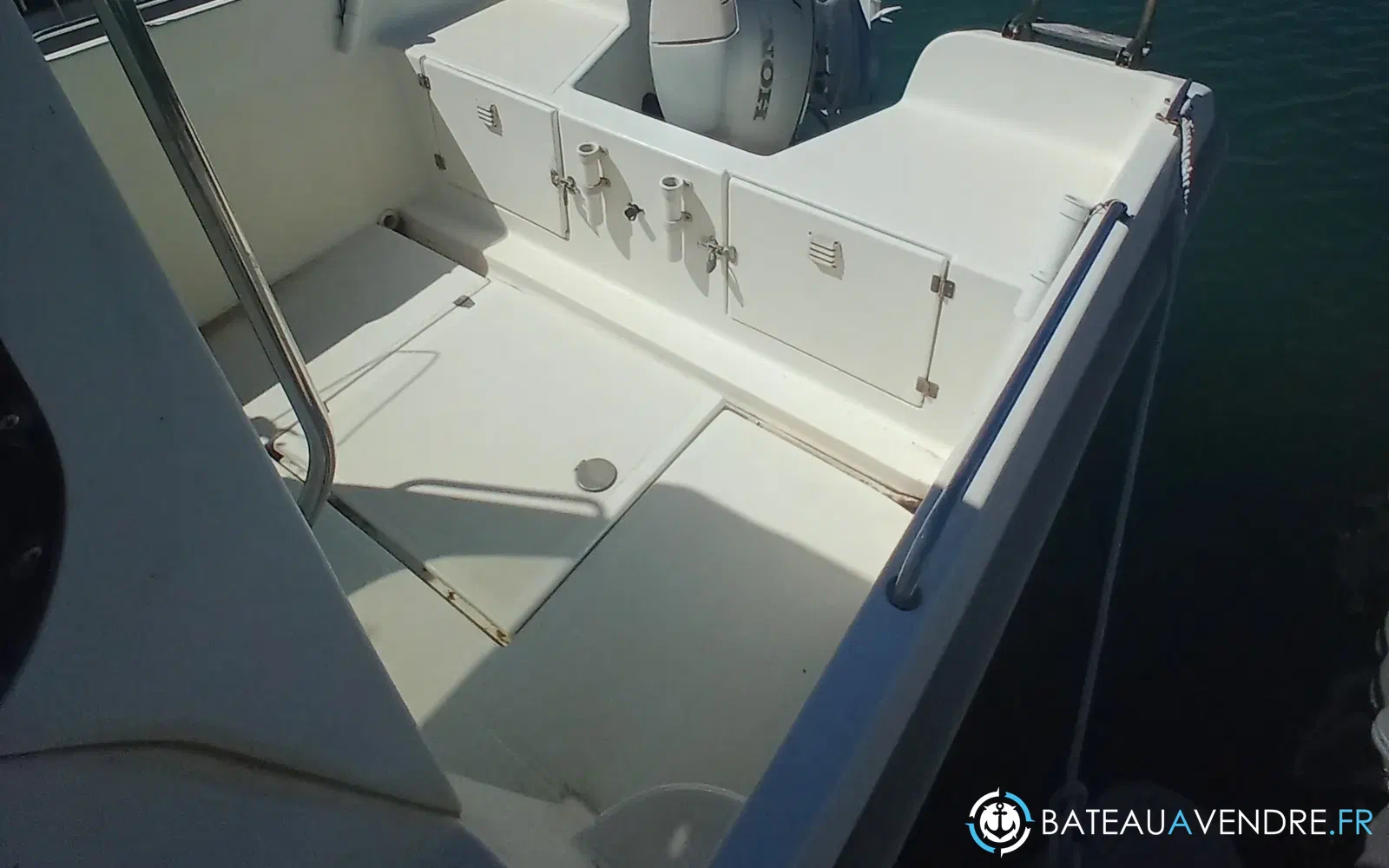 slider 2 Mery Nautic 535 Timonier