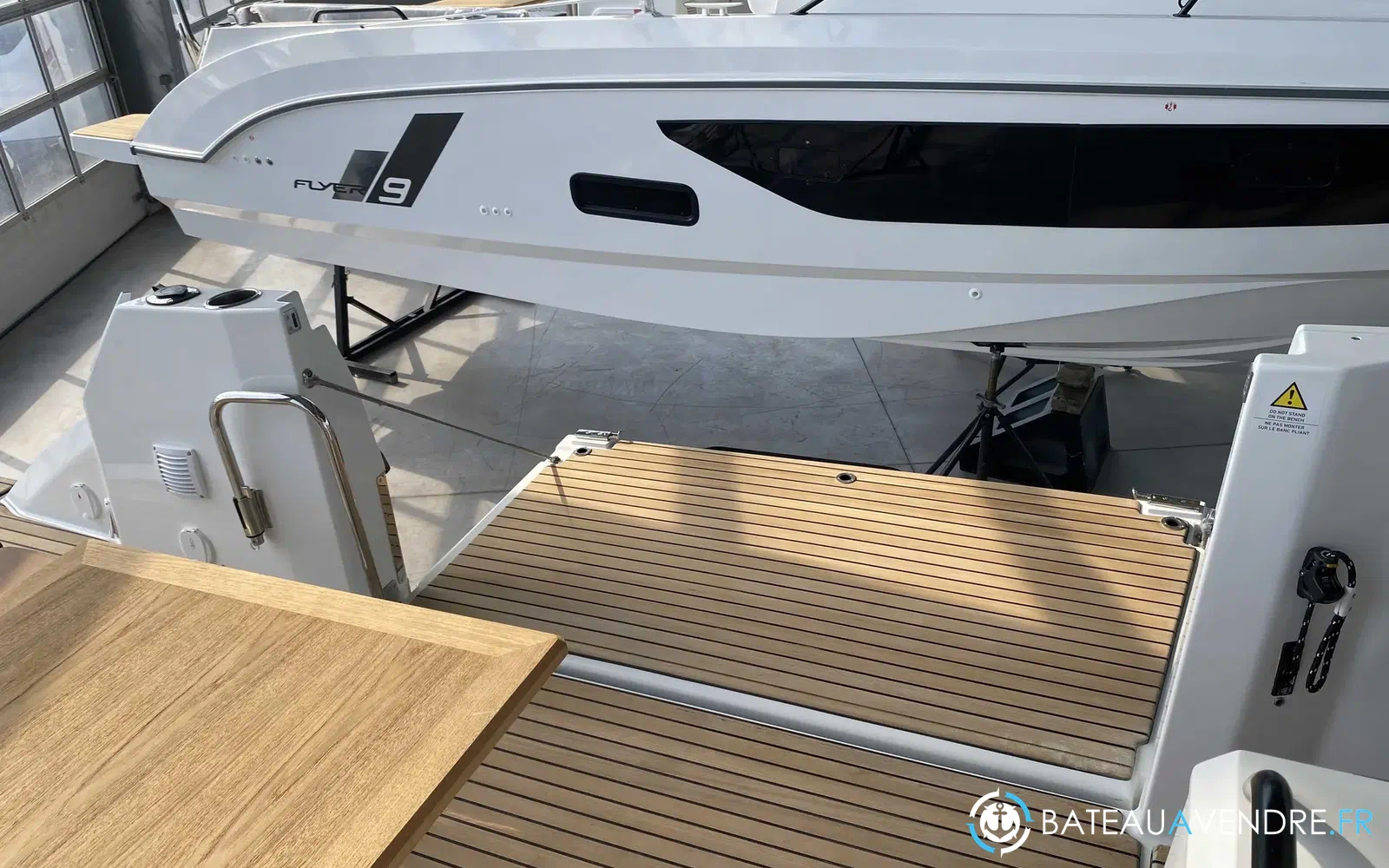 slider 5 Beneteau Flyer 9 Spacedeck