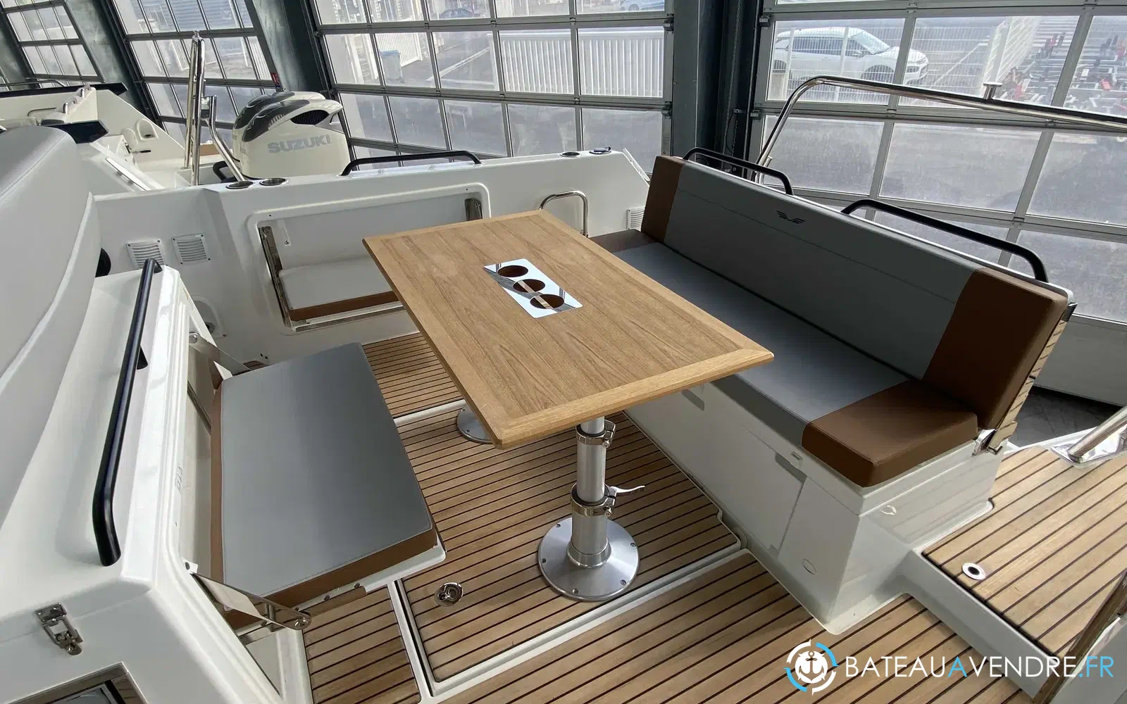 slider 6 Beneteau Flyer 9 Spacedeck