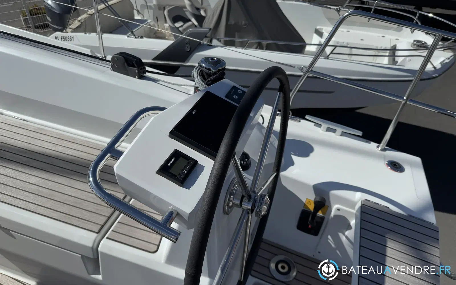 slider 3 Beneteau Oceanis 37.1